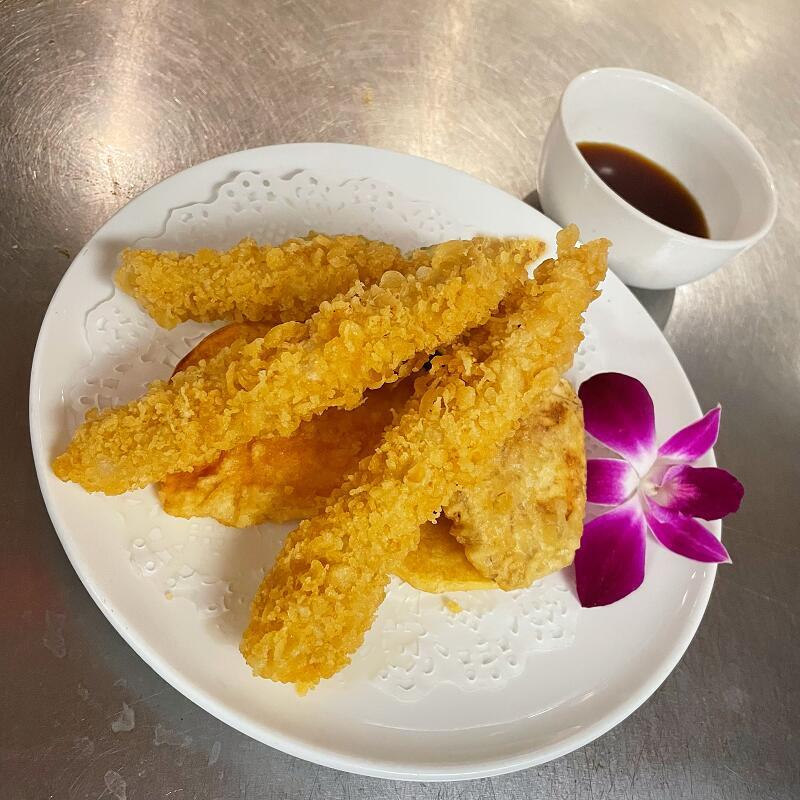 3 pcs Chicken Tempura w. 5 pcs Vegetable